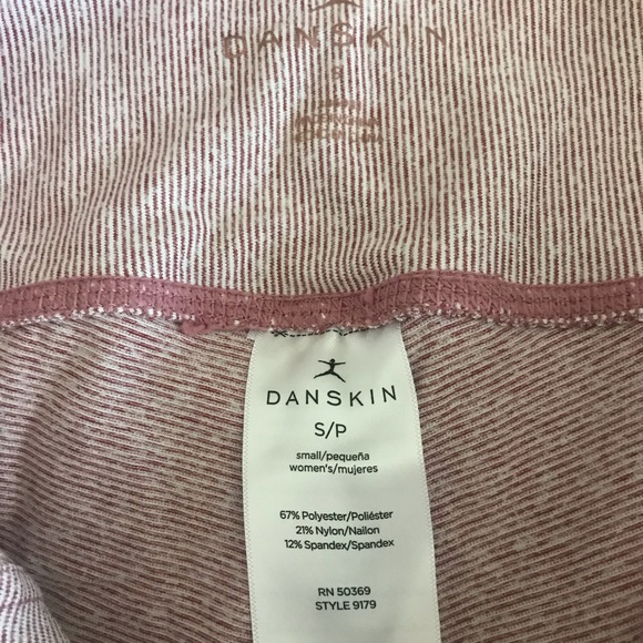 Danskin Leggings w/small side pockets - Picture 5 of 5